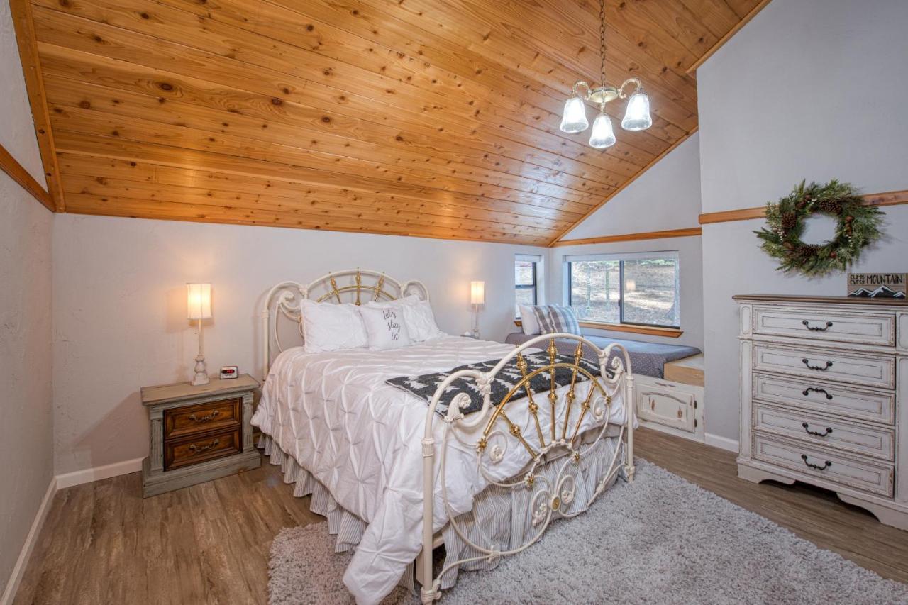 Apple Blossom Lodge シェイバー・レイク エクステリア 写真