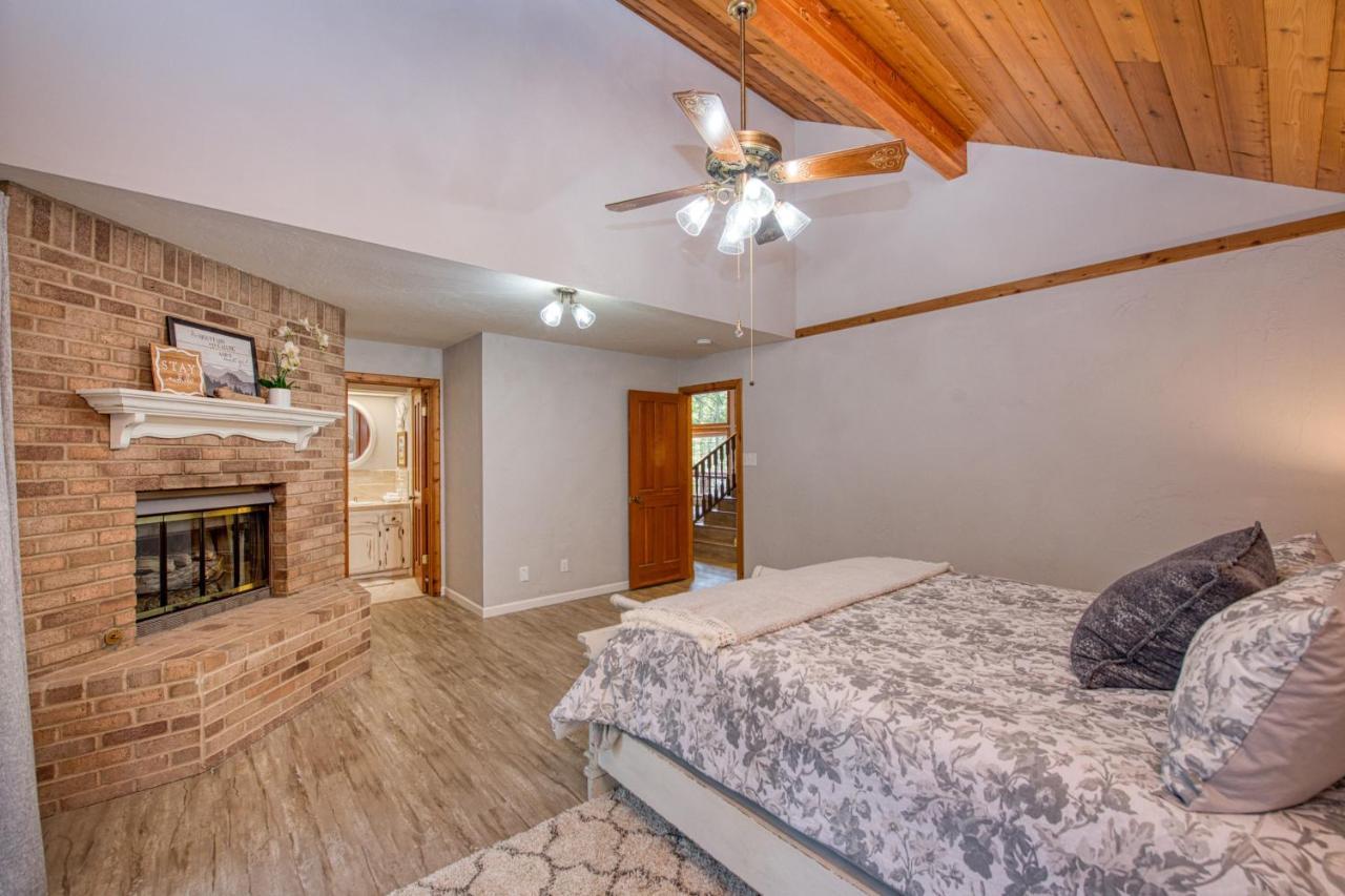 Apple Blossom Lodge シェイバー・レイク エクステリア 写真